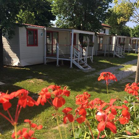 Villaggio San Francesco - Adria Holiday Mobile Homes Duna Verde Bagian luar foto
