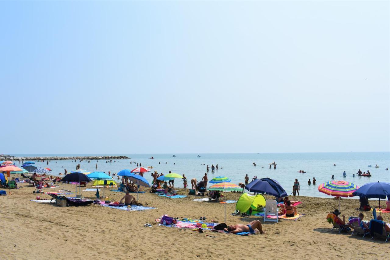 Villaggio San Francesco - Adria Holiday Mobile Homes Duna Verde Bagian luar foto