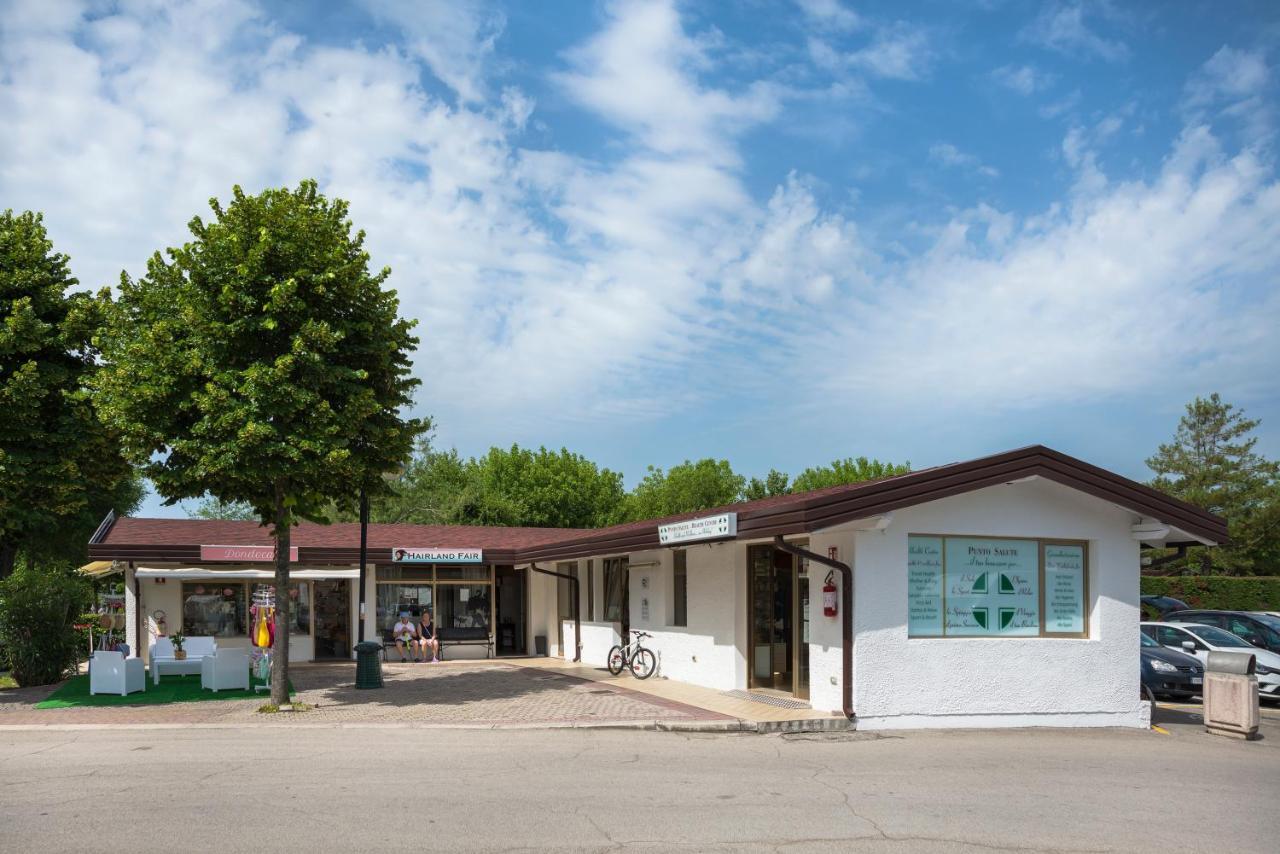 Villaggio San Francesco - Adria Holiday Mobile Homes Duna Verde Bagian luar foto