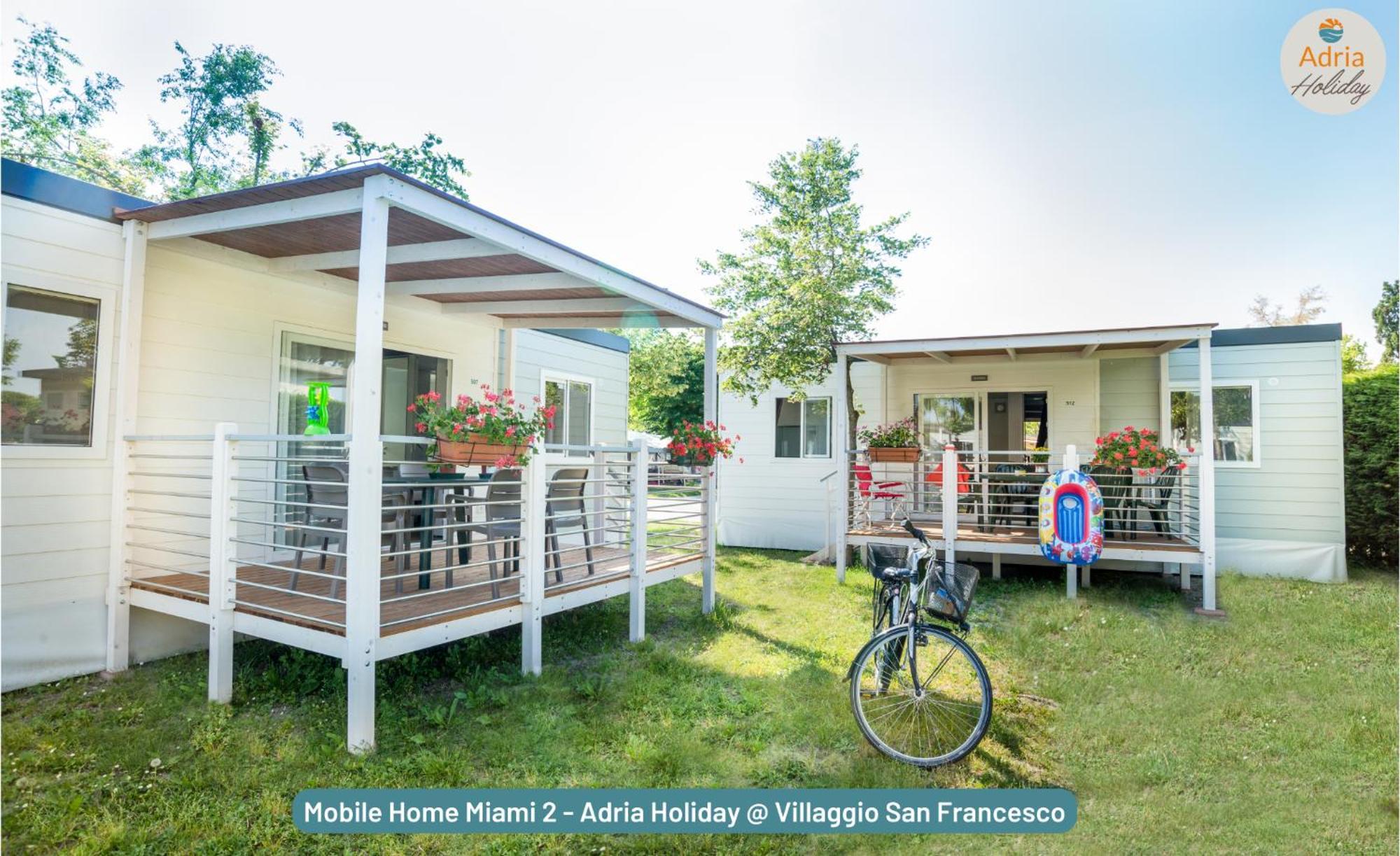 Villaggio San Francesco - Adria Holiday Mobile Homes Duna Verde Bagian luar foto
