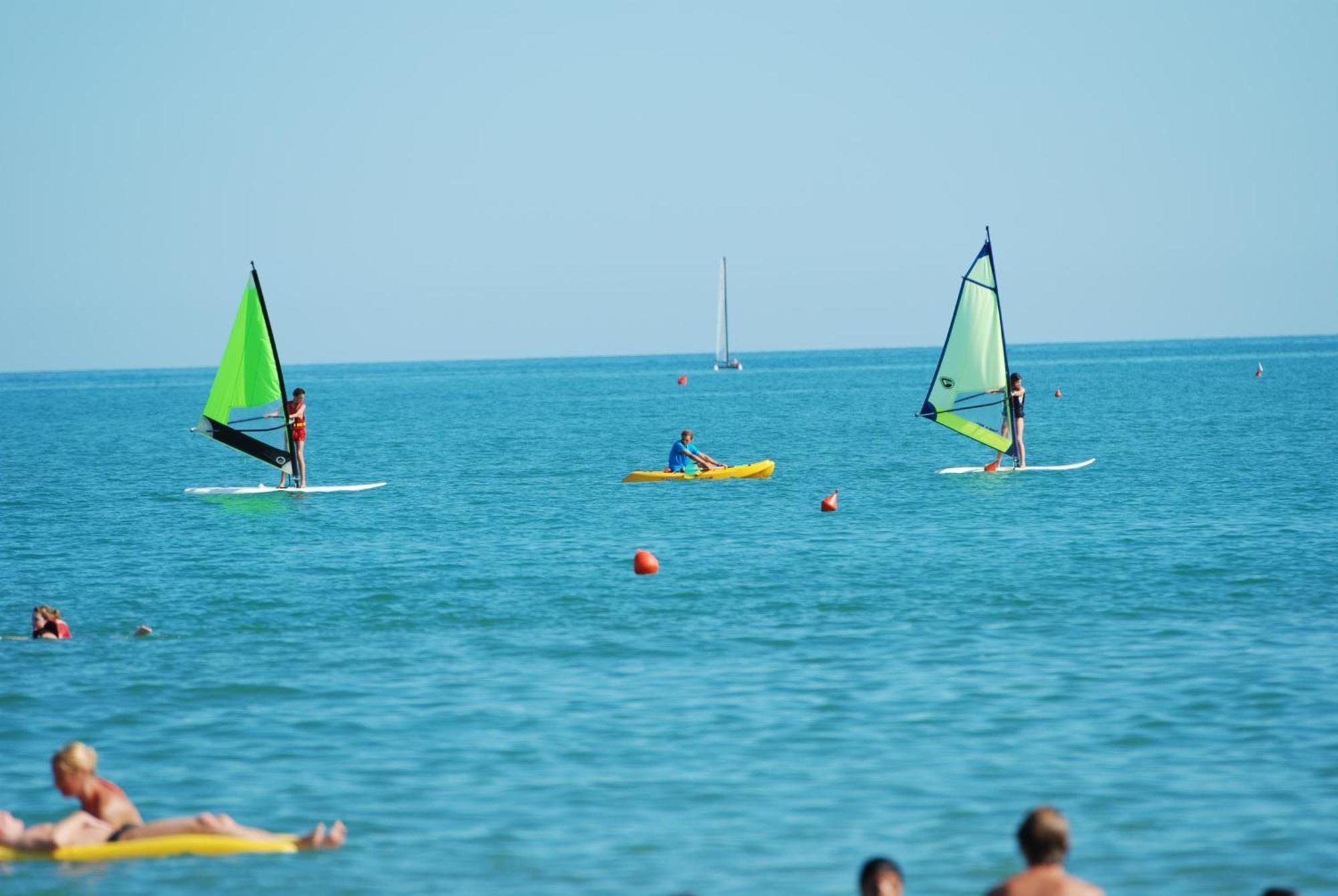 Villaggio San Francesco - Adria Holiday Mobile Homes Duna Verde Bagian luar foto