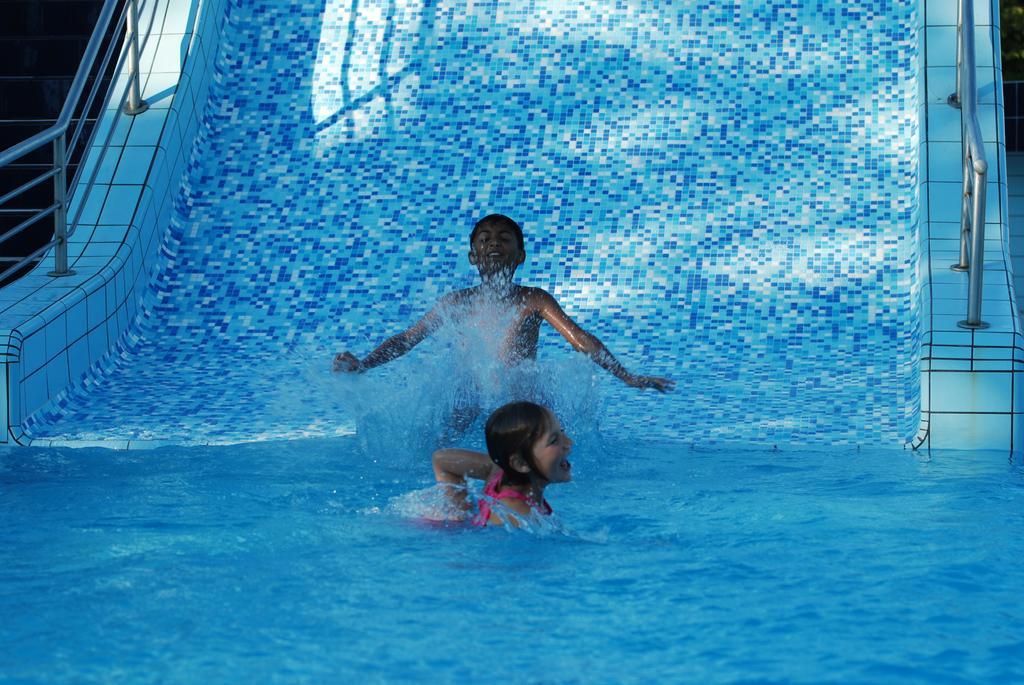 Villaggio San Francesco - Adria Holiday Mobile Homes Duna Verde Bagian luar foto